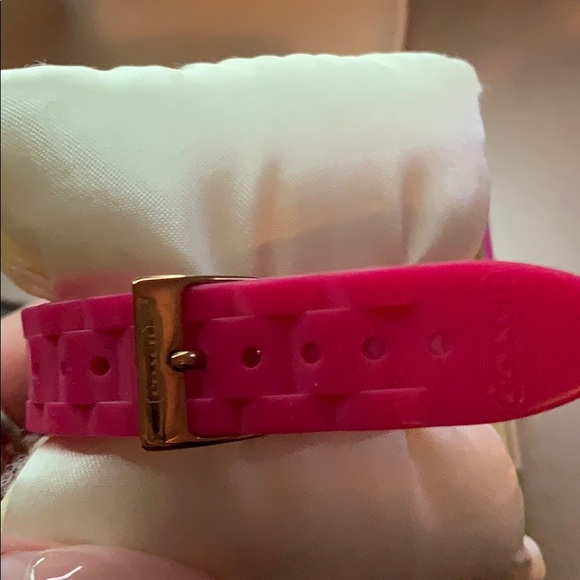 Coach Watch - Picture 2 of 4